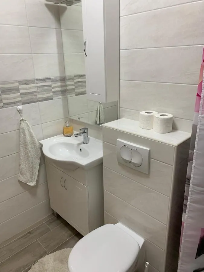 Apartments Vasilic 0*, Baska (Krk) Croatia